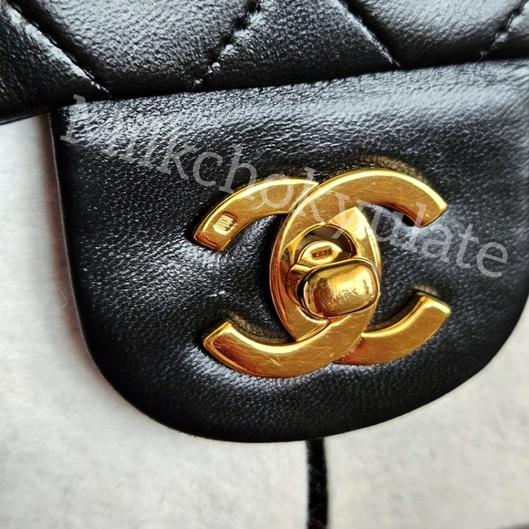 [SOLD] Chanel Vintage Timeless Classic Double Flap Small Shoulder Bag 24K GHW - Picture 5 of 17